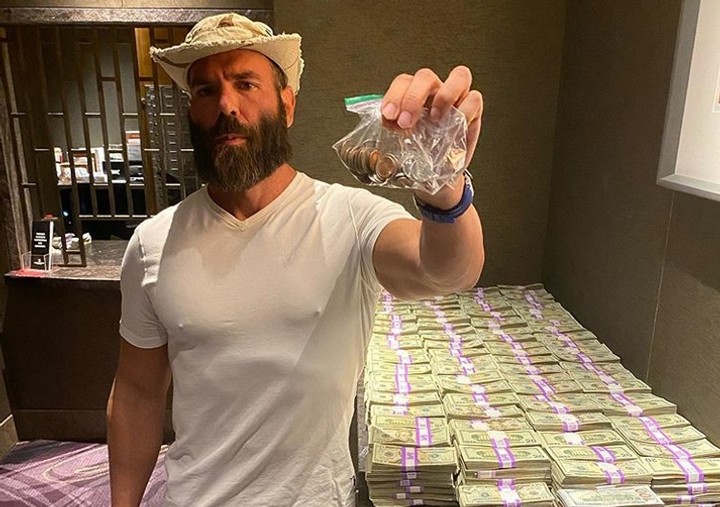 McGregor víťazstvom obral instagramovú celebritu o stovky tisíc